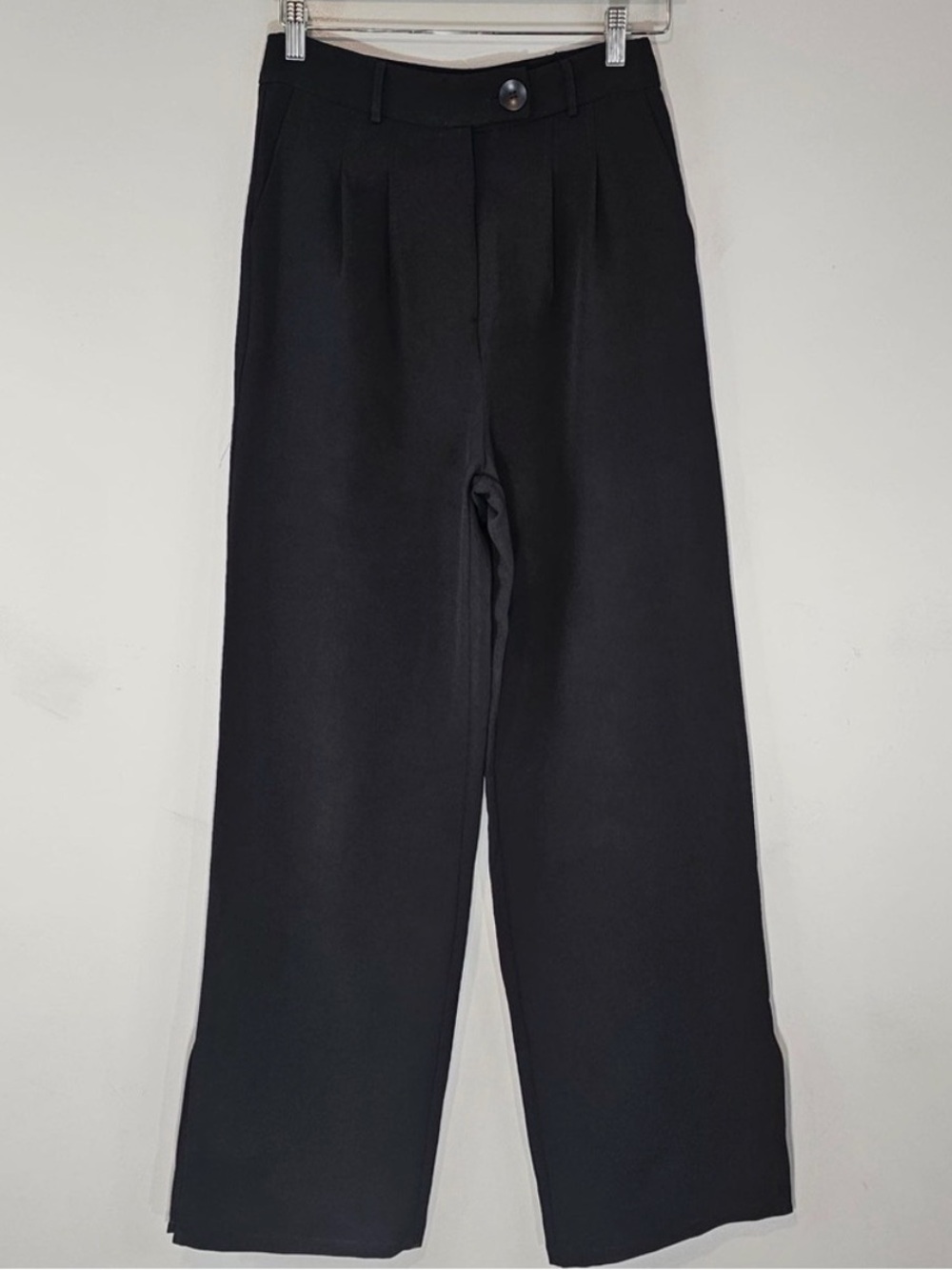 WHITE FOX Press Pause Black Wide Leg Split Hem Pants Size Medium NWT - Picture 2 of 12